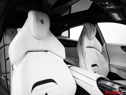 Used 2025 Ferrari Purosangue AWD/4WD image 55