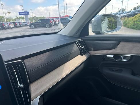 Used 2026 Volvo XC90 B6 Plus AWD/4WD image 29
