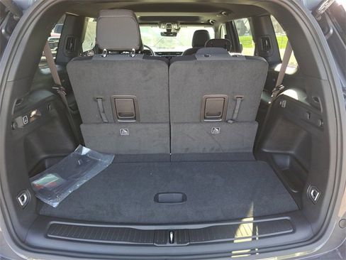 New 2025 Jeep Grand Cherokee L Laredo w/ Luxury Tech Group I image 10