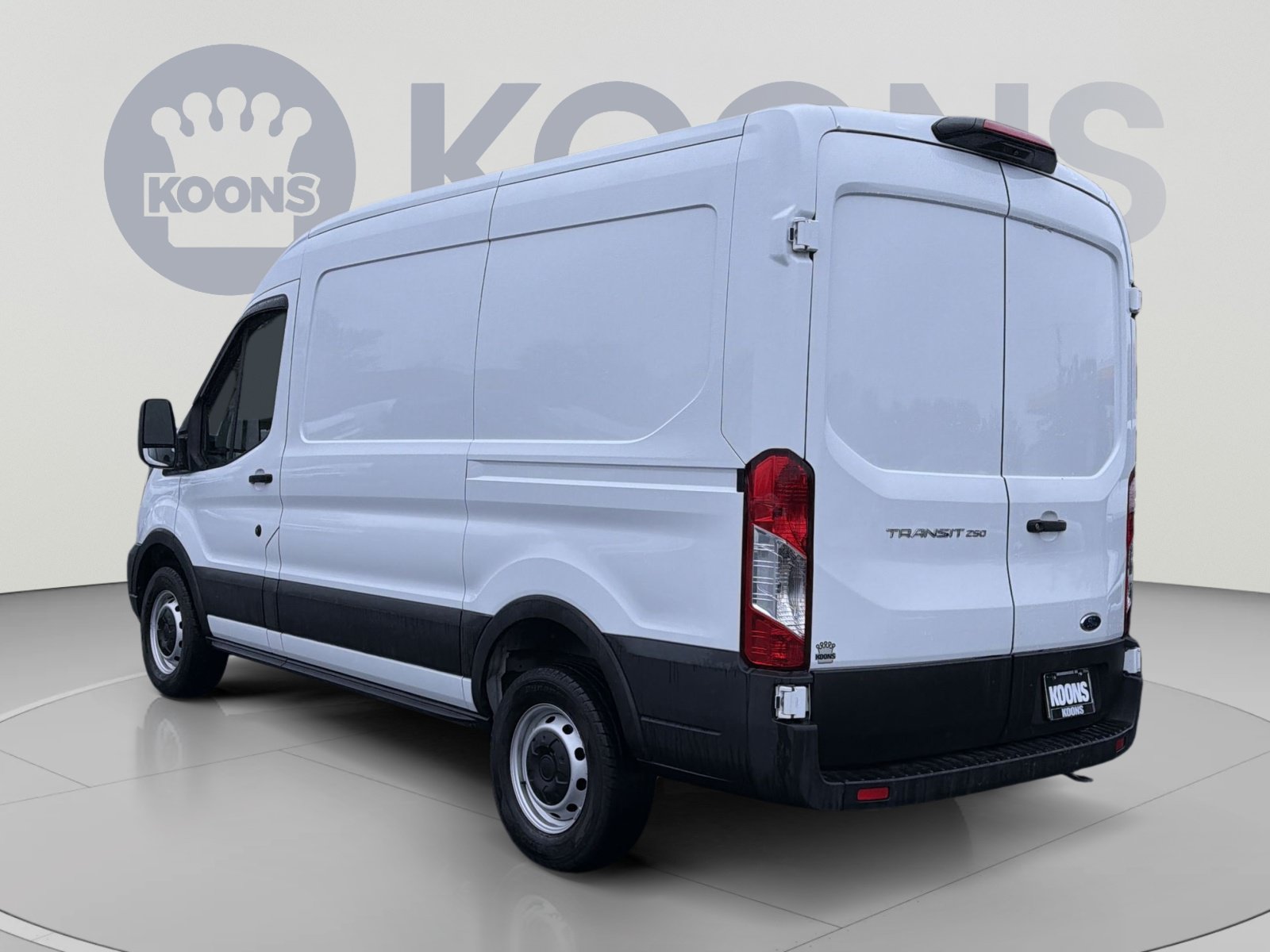 Used 2023 Ford Transit 250 Medium Roof w/ Load Area Protection Package RWD image 4