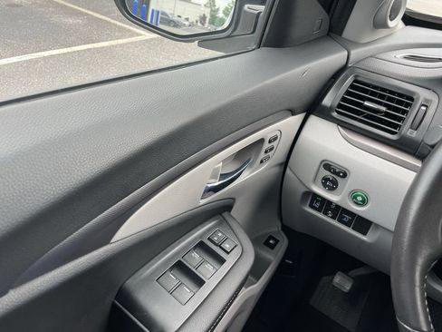 Certified 2025 Honda Ridgeline RTL image 23