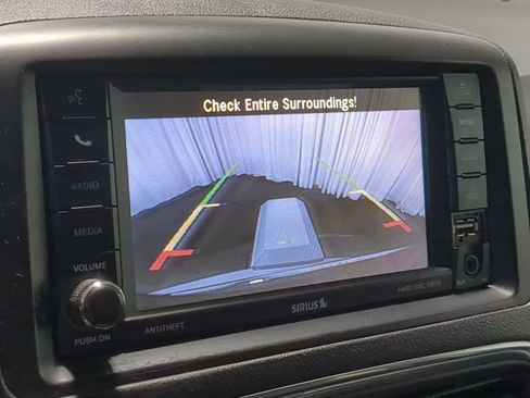 Used 2019 Dodge Grand Caravan SXT FWD image 33