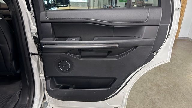 Used 2021 Ford Expedition XLT AWD/4WD image 25