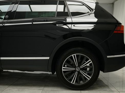 Used 2024 Volkswagen Tiguan Wolfsburg Edition image 11