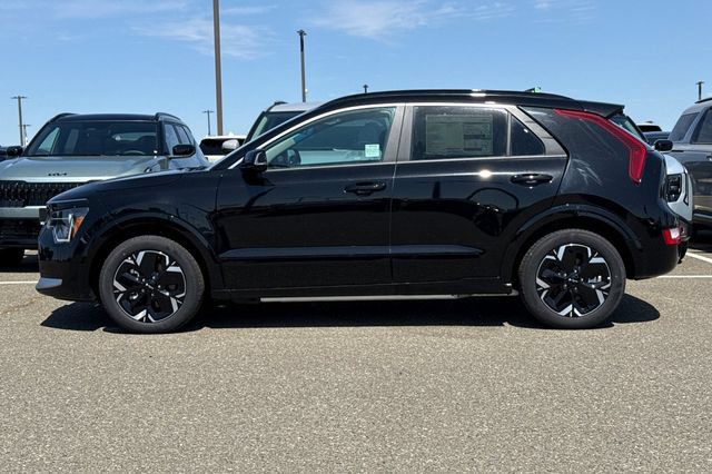 New 2026 Kia Niro Wind FWD image 10