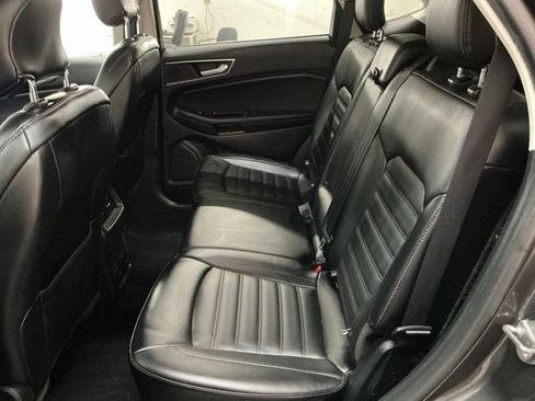 Used 2019 Ford Edge SEL w/ Equipment Group 201A image 12