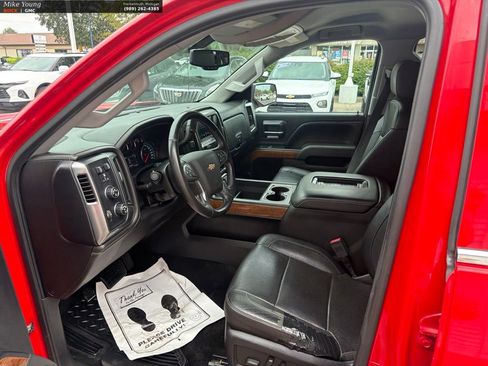 Used 2016 Chevrolet Silverado 1500 LTZ Z71 w/ LTZ Plus Package AWD/4WD image 11