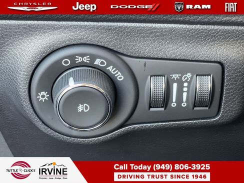 Used 2019 Jeep Compass Latitude image 23