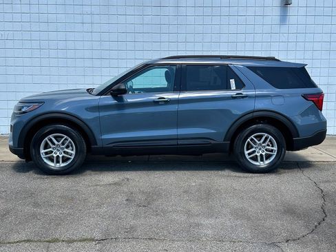 New 2026 Ford Explorer Active AWD/4WD image 2