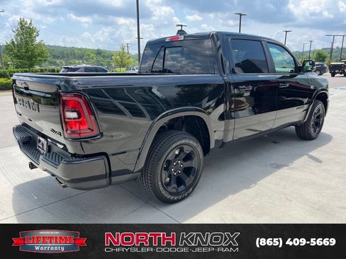 New 2026 RAM 1500 Big Horn AWD/4WD image 19