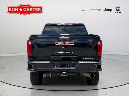Used 2024 GMC Sierra 3500 Denali w/ Denali Reserve Package AWD/4WD image 5