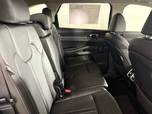 New 2026 Kia Sorento S image 16