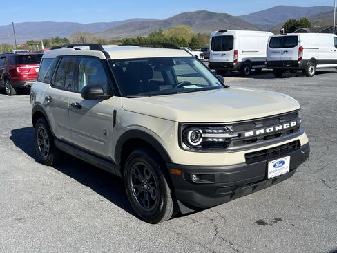 Used 2024 Ford Bronco Sport Big Bend w/ Convenience Package image 4