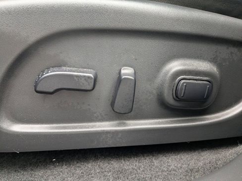 Used 2020 Nissan Pathfinder SL w/ Cargo Package image 23