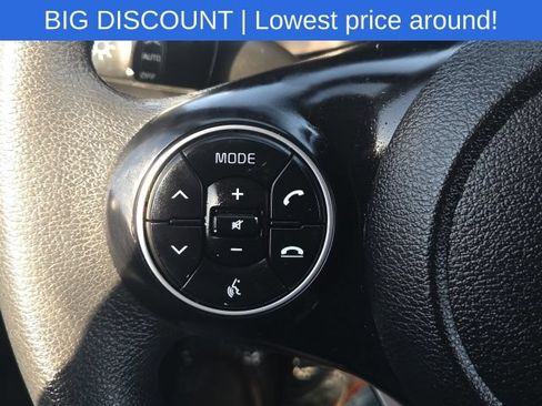 Used 2020 Kia Soul S FWD image 35