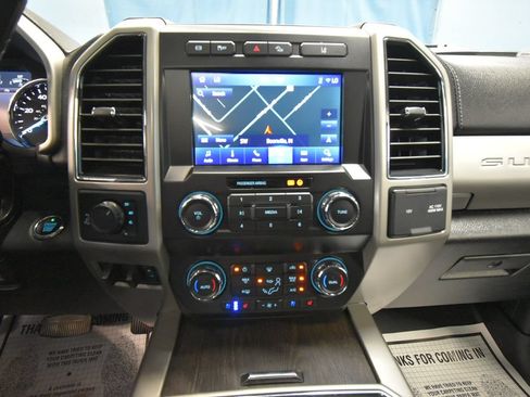 Used 2021 Ford F250 Lariat w/ Tremor Off-Road Package AWD/4WD image 24