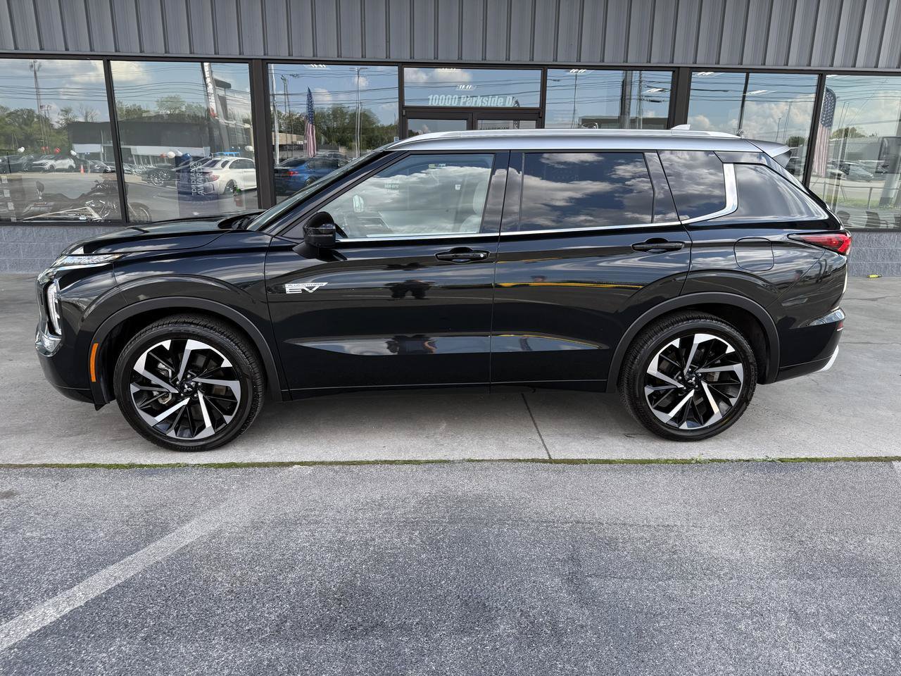 Used 2025 Mitsubishi Outlander SEL AWD/4WD image 7