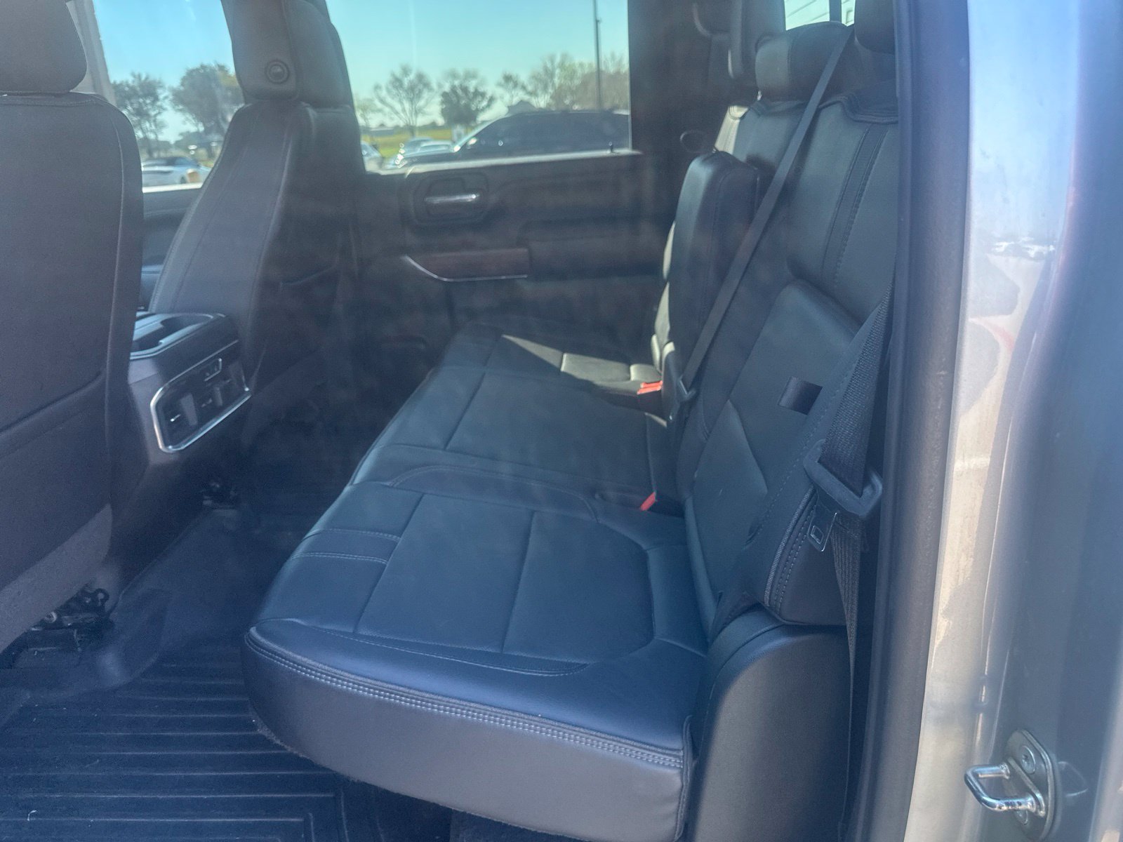 Used 2021 Chevrolet Silverado 2500 High Country w/ Z71 Off-Road Package AWD/4WD image 10