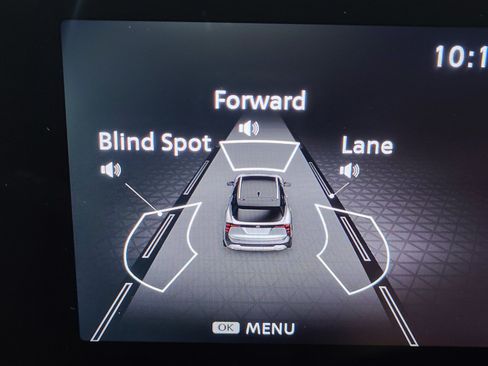 Used 2025 Nissan Kicks SV FWD image 29