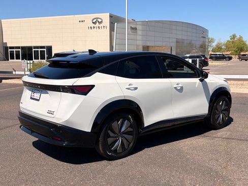 Certified 2025 Nissan Ariya AWD image 8