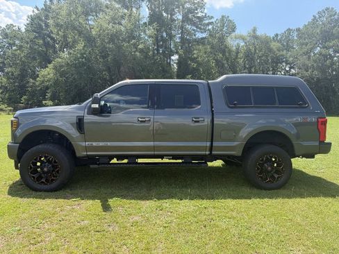 Used 2019 Ford F350 Lariat w/ Lariat Ultimate Package AWD/4WD image 8