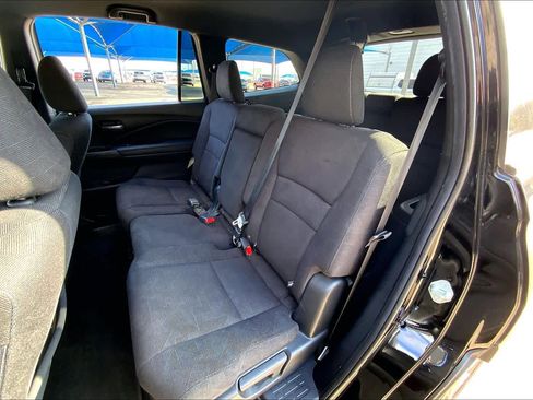 Used 2022 Honda Pilot Sport image 19