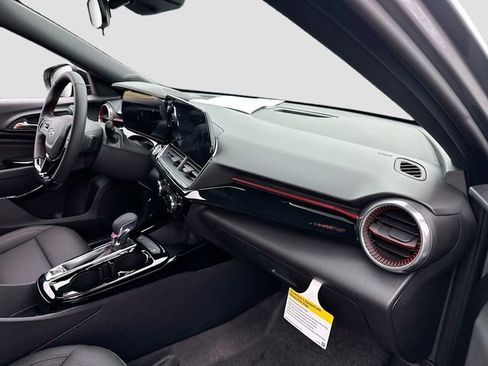 New 2026 Chevrolet Trax RS w/ Driver Confidence Package FWD image 29