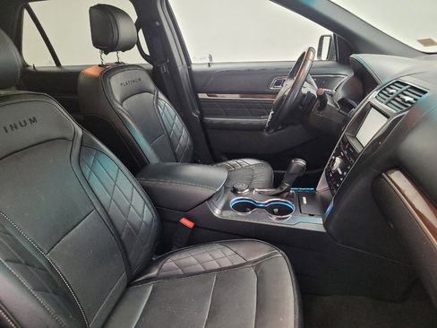 Used 2016 Ford Explorer Platinum AWD/4WD image 21