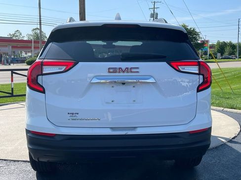 Used 2023 GMC Terrain SLE w/ Driver Convenience Package FWD image 6