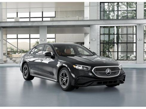 New 2026 Mercedes-Benz E 350 4MATIC Sedan image 8
