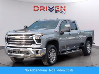 Used 2026 Chevrolet Silverado 2500 LTZ w/ LTZ Convenience Package AWD/4WD video 1