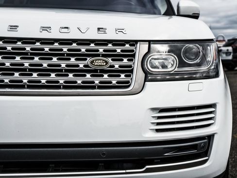 Used 2016 Land Rover Range Rover HSE AWD/4WD image 9