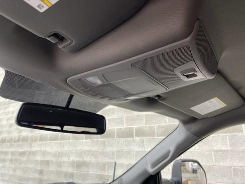 Used 2018 Ford F150 XLT w/ Equipment Group 302A Luxury image 17