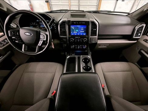 Used 2019 Ford F150 XLT w/ Equipment Group 302A Luxury AWD/4WD image 14