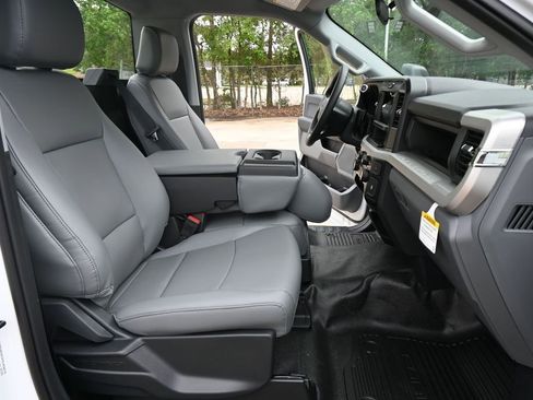 New 2026 Ford F550 4x4 Regular Cab Super Duty image 12