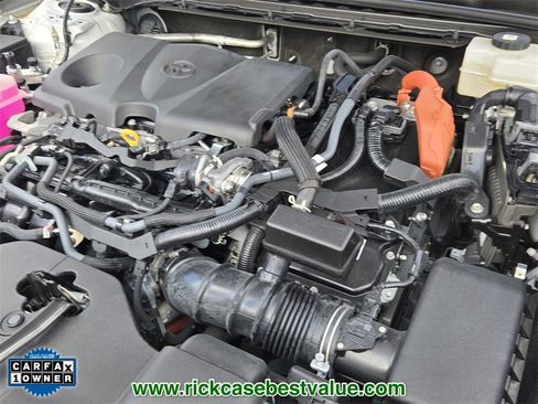 Used 2023 Toyota Crown Limited image 20