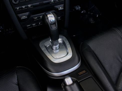 Used 2011 Porsche 911 Carrera 4S image 33