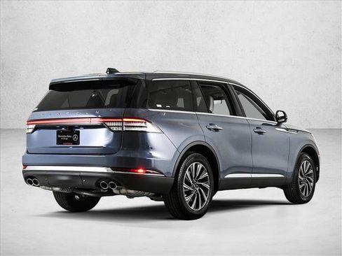 Used 2025 Lincoln Aviator AWD w/ Equipment Group 101A image 5