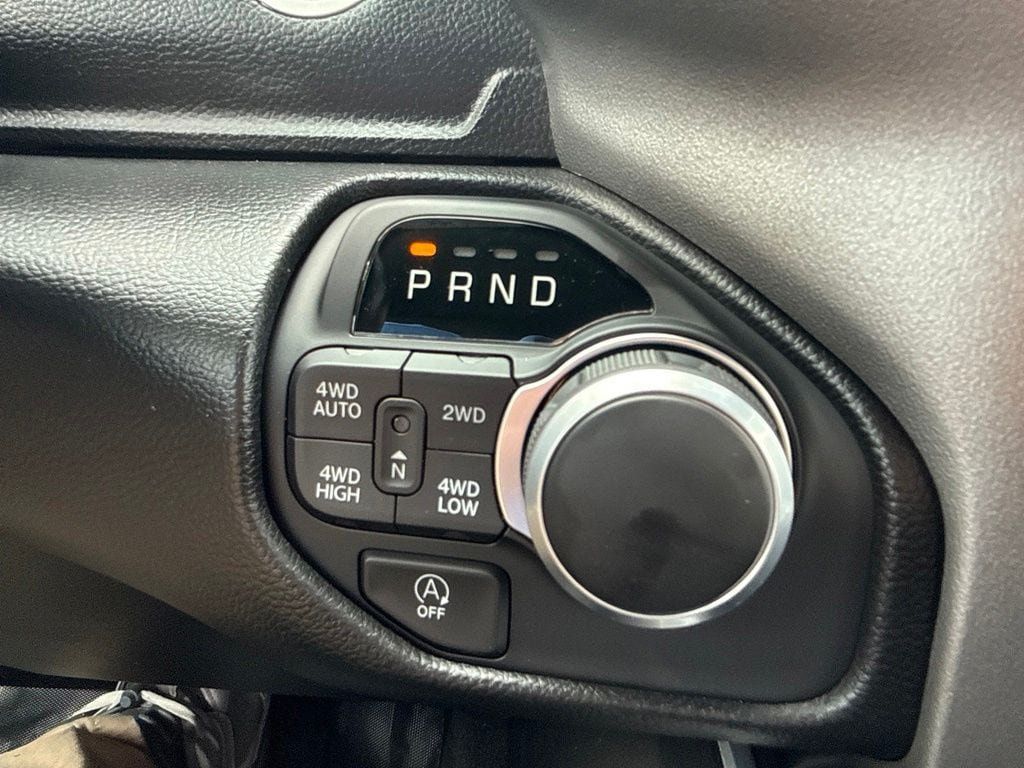 Used 2022 RAM 1500 Big Horn AWD/4WD image 32