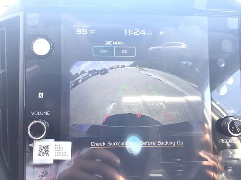 Used 2024 Subaru Crosstrek 2.0i Premium image 18