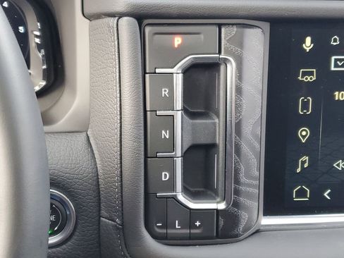 Used 2024 GMC Yukon Denali image 18