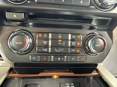 Used 2016 Ford F150 Lariat w/ Equipment Group 501A Mid RWD image 32