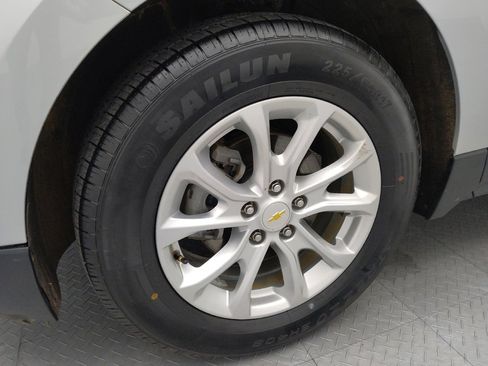 Used 2020 Chevrolet Equinox LT w/ Driver Convenience Package FWD image 31