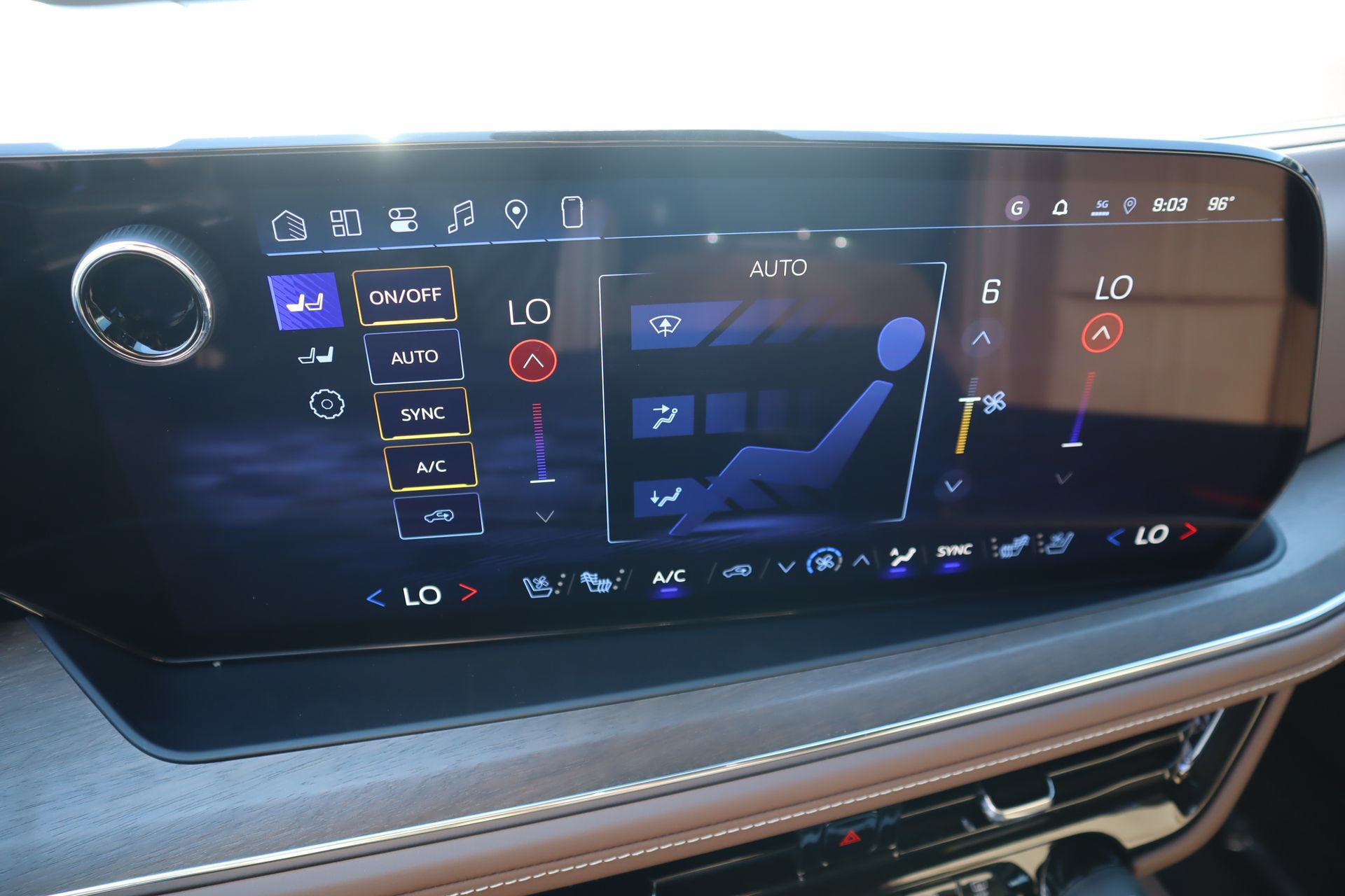 New 2026 Chevrolet Tahoe High Country AWD/4WD image 9