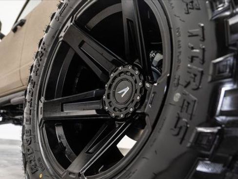 Used 2026 Ford Bronco 4-Door image 17