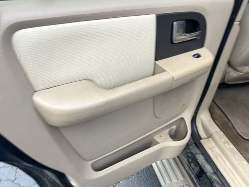 Used 2003 Ford Expedition Eddie Bauer image 19