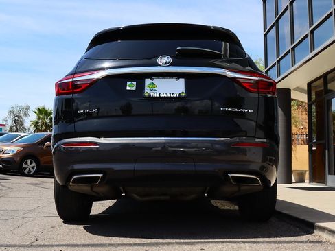 Used 2018 Buick Enclave Essence w/ Trailering Package FWD image 12