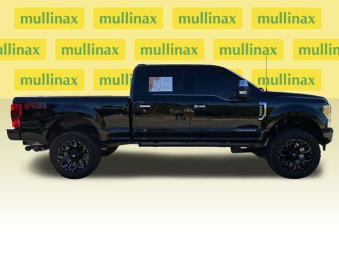 Used 2022 Ford F250 Platinum image 2