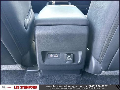 Used 2022 Nissan Frontier SV w/ SV Premium Package image 16