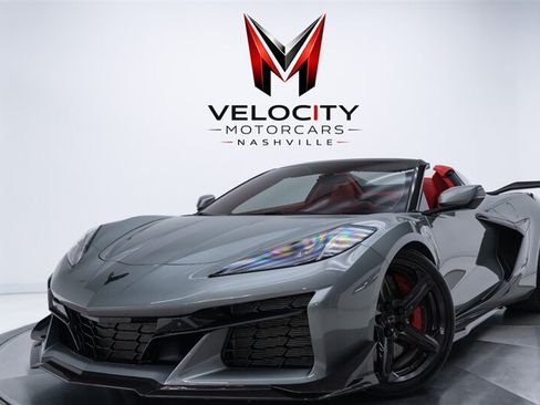 Used 2023 Chevrolet Corvette Z06 w/ Z07 Performance Package RWD image 1